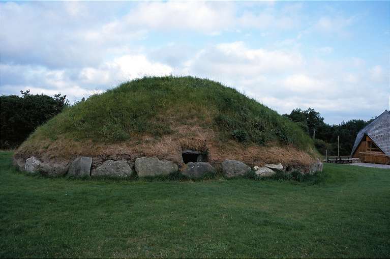  Satellite Burial Mound at Knowth 
