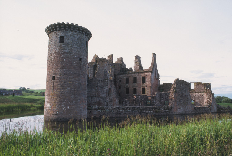  Caerlaverock Castle 